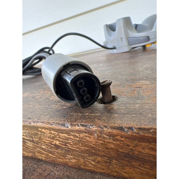 Nintendo 64 N64 OEM Gray Controller With Corded Connection T3 - Picture 3 of 3